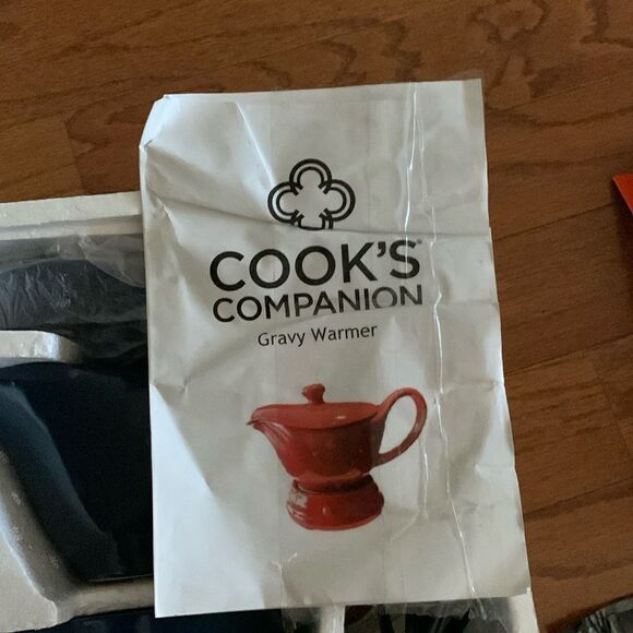 Cooks Companion 18oz Ceramic Electric gravy warmer in navy blue - Picture 2 of 4